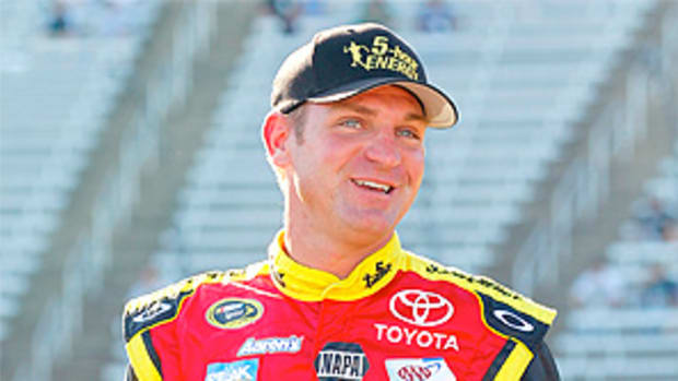 121224150528-clint-bowyer-1-single-image-cut.jpg